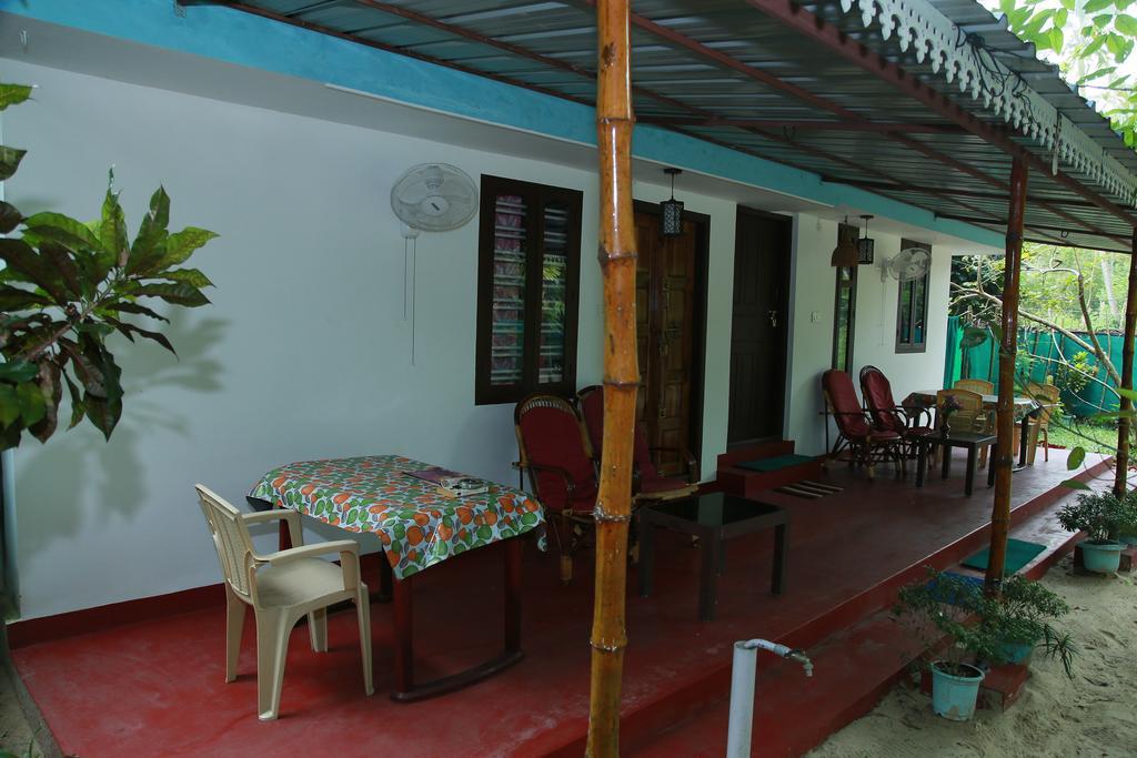 Marari Beach Safari HomeStay Mararikulam Exteriör bild